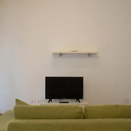 Caprice دْيانو مارينا